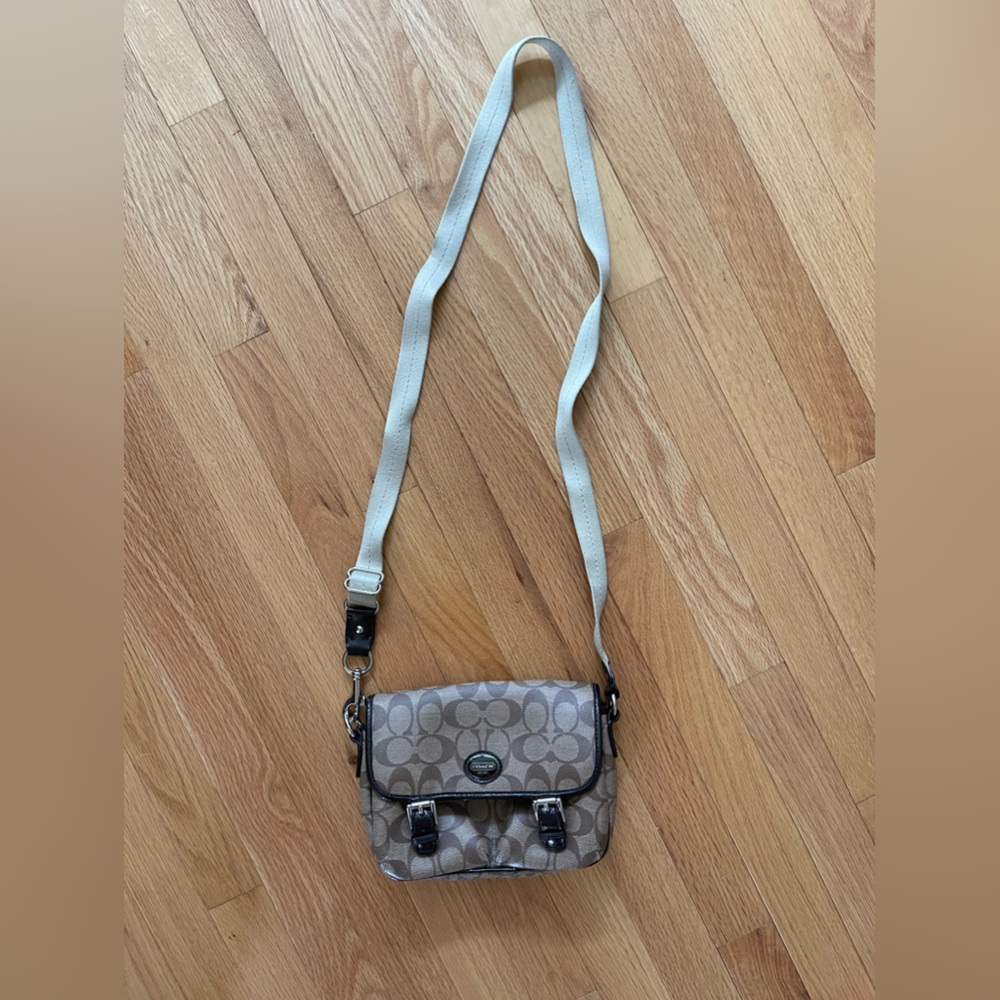 Coach Crossbody in great condition